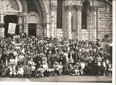 LOURDES 1973 PELERINAGE DES ORANAIS  (1)